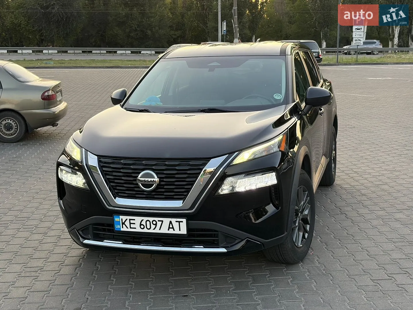 2021 Nissan Rogue - мініатюра 3