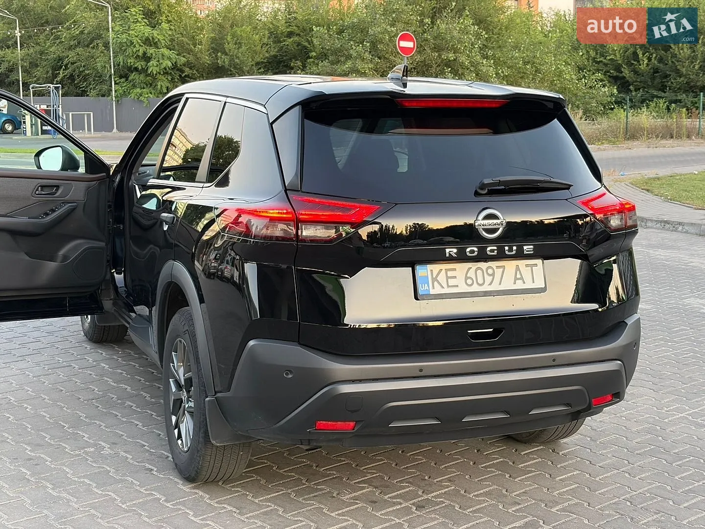 2021 Nissan Rogue - мініатюра 21