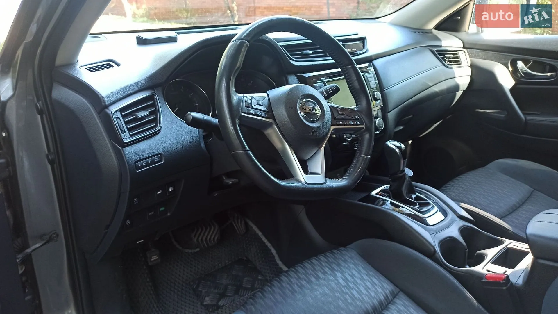 2018 Nissan Rogue - мініатюра 11