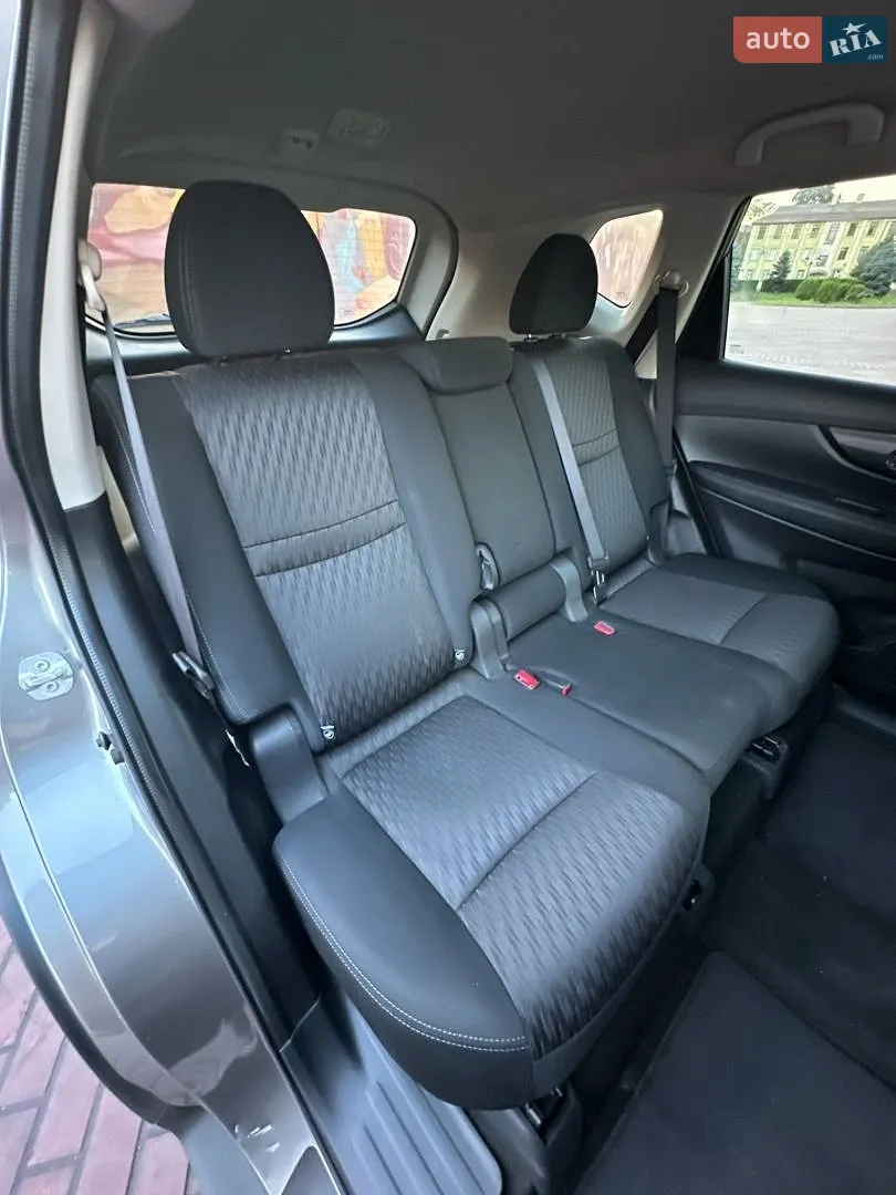 2016 Nissan Rogue - мініатюра 24
