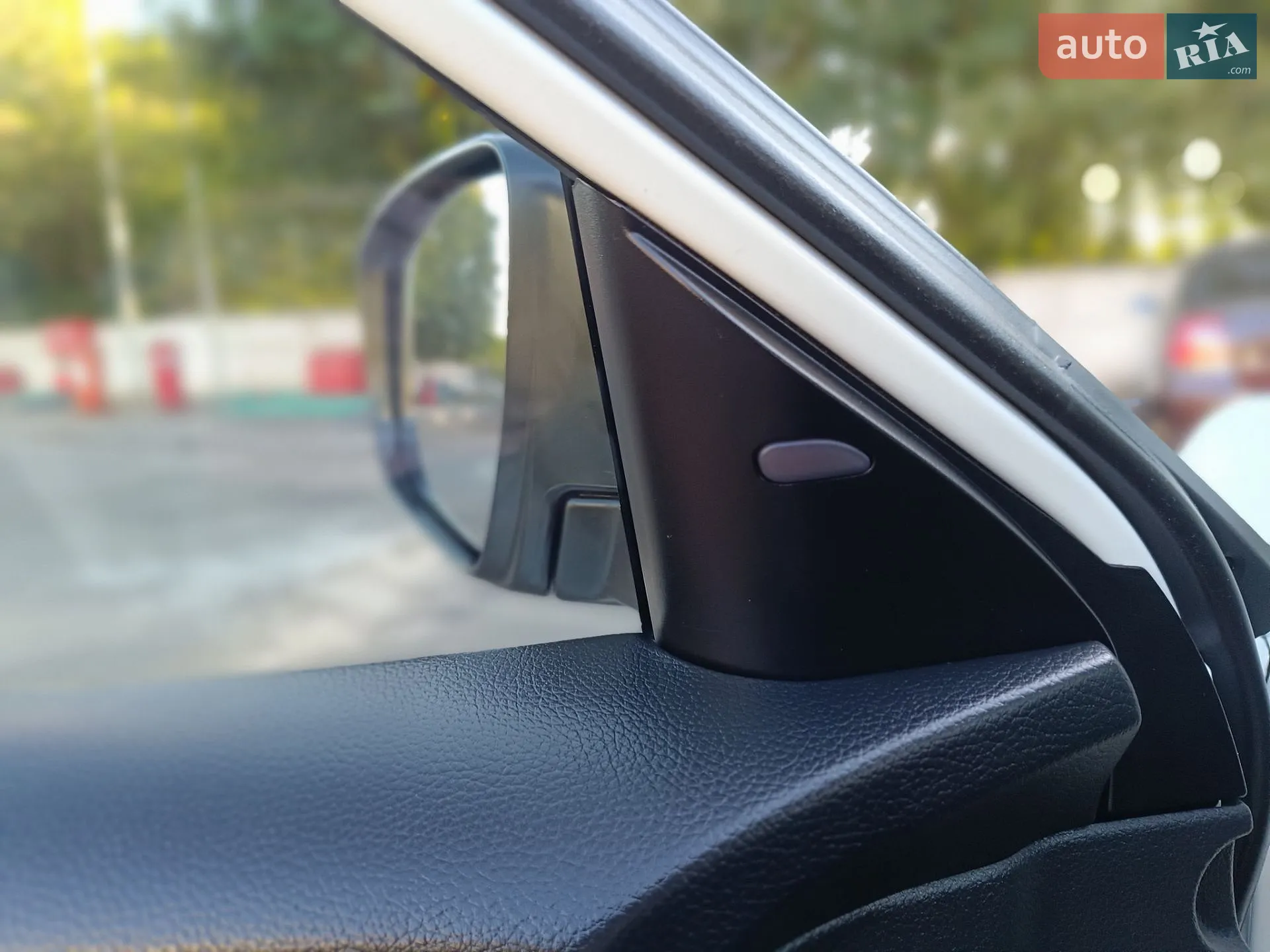 2019 Nissan Rogue - мініатюра 26