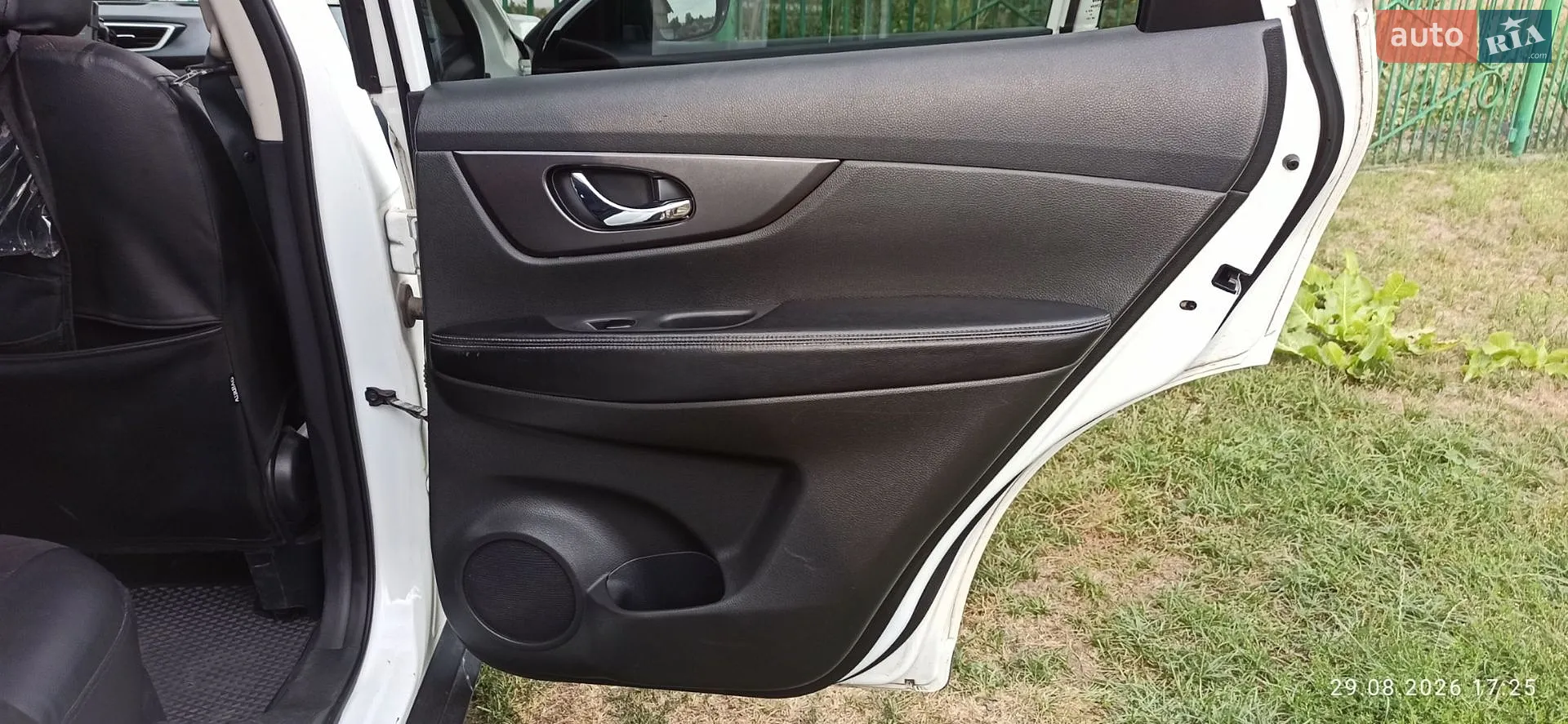 2016 Nissan Rogue - мініатюра 20