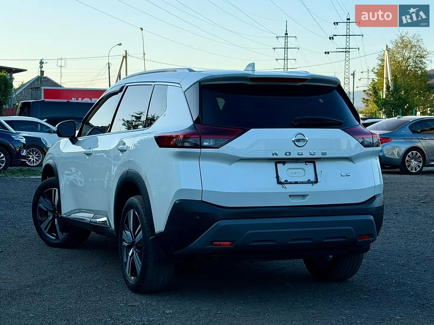 2021 Nissan Rogue - мініатюра 4