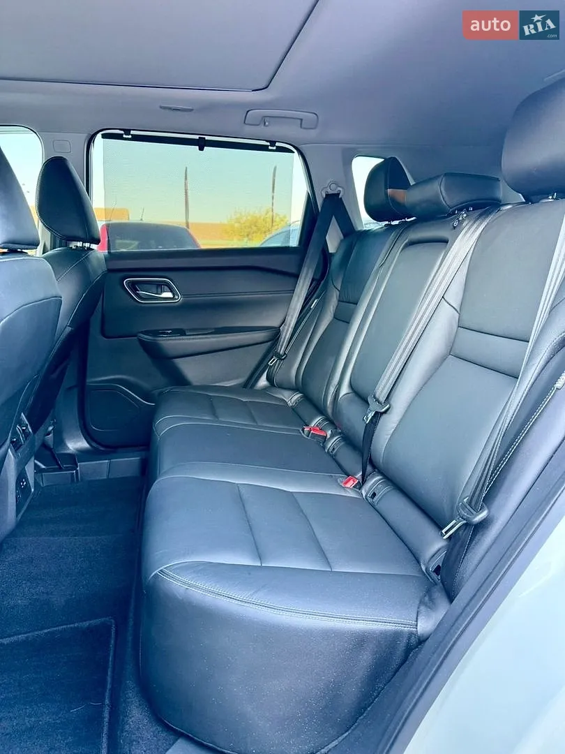 2021 Nissan Rogue - мініатюра 13