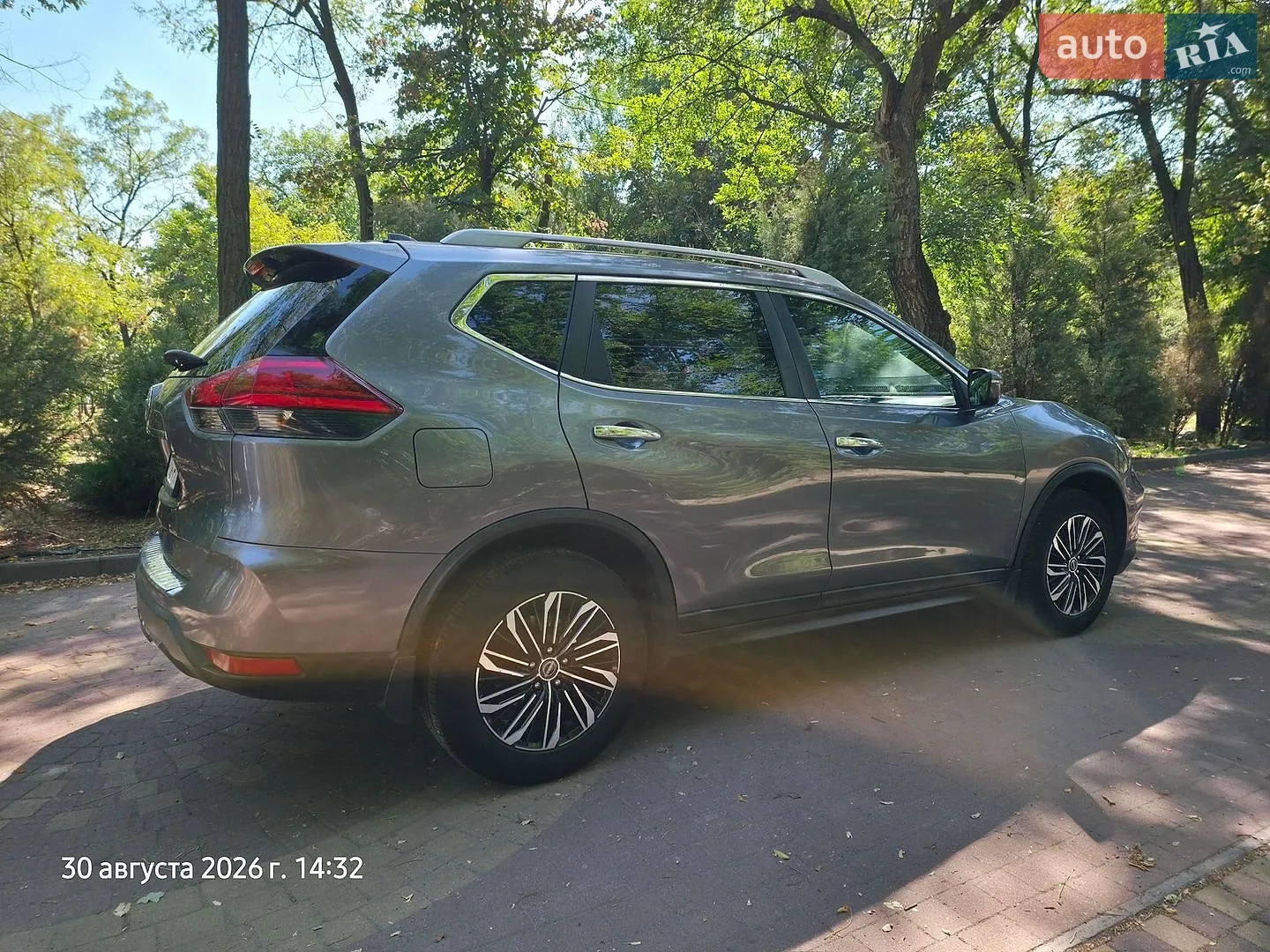 2017 Nissan Rogue - мініатюра 2