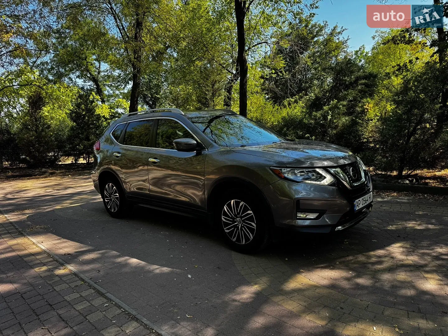 2017 Nissan Rogue - мініатюра 3