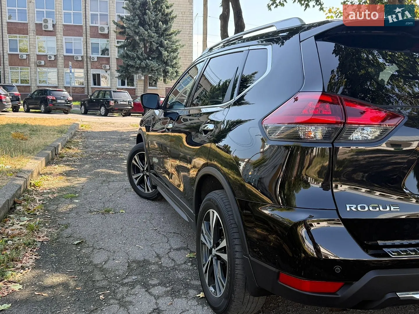 2019 Nissan Rogue - мініатюра 8