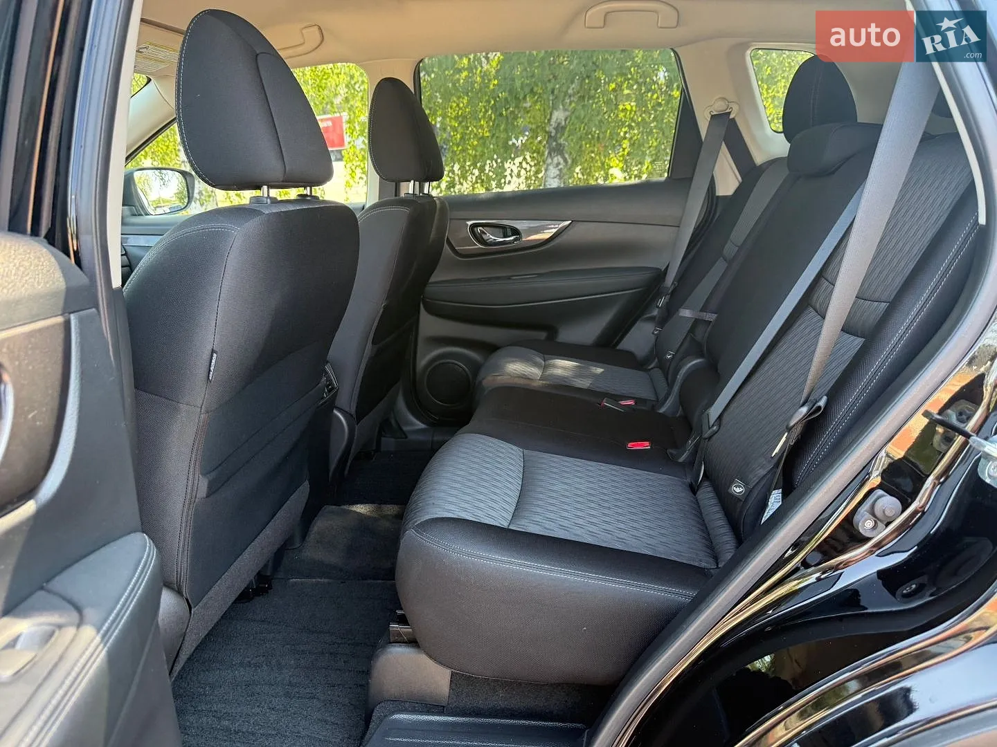 2019 Nissan Rogue - мініатюра 32