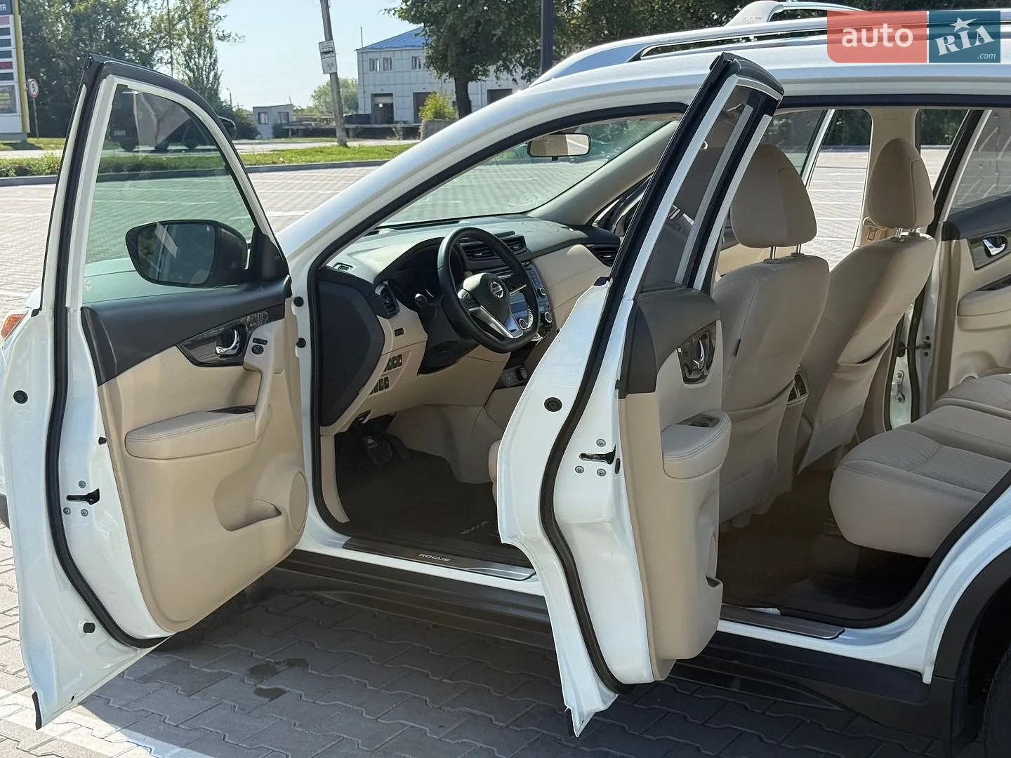 2019 Nissan Rogue - мініатюра 21