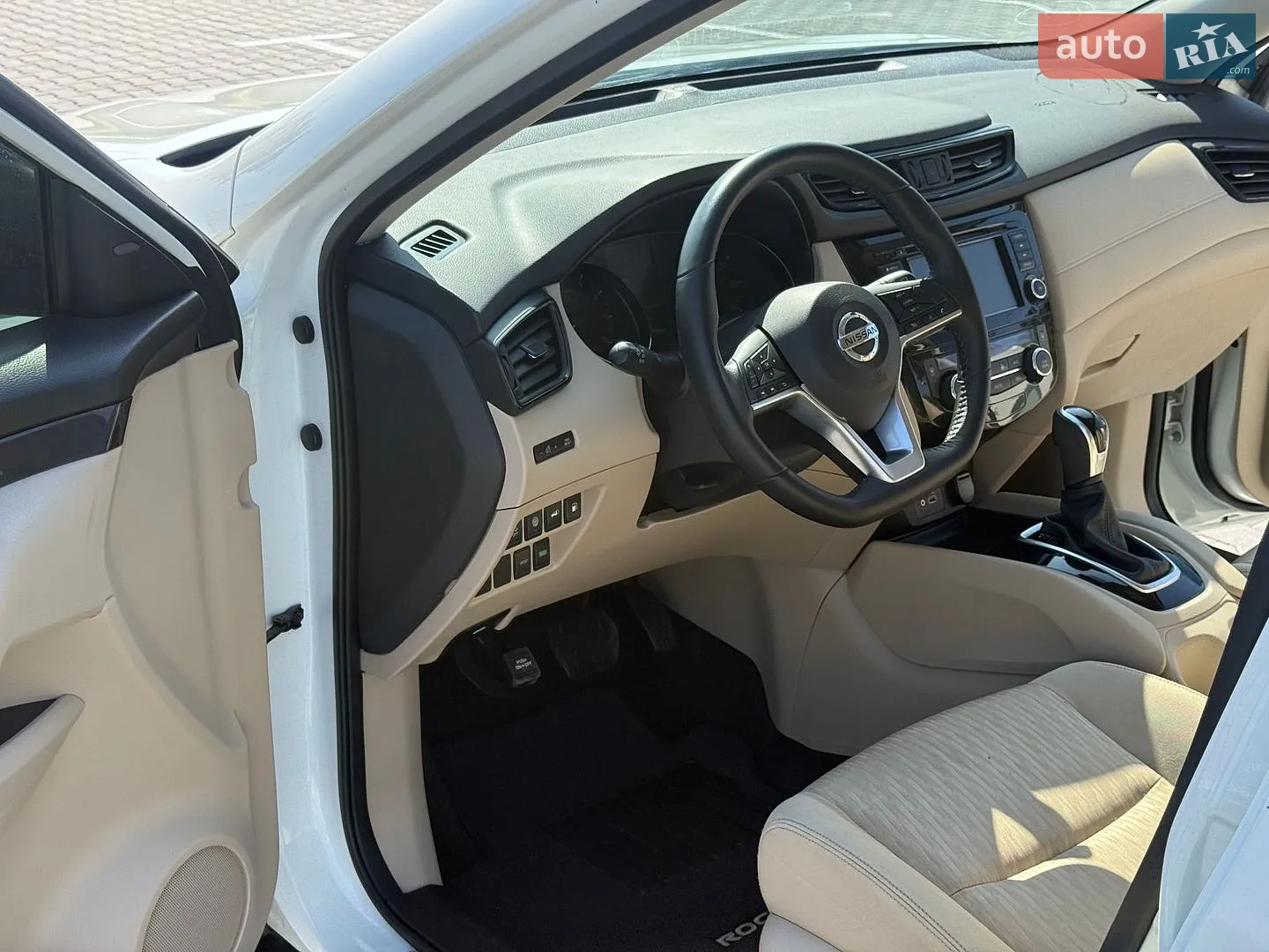 2019 Nissan Rogue - мініатюра 23