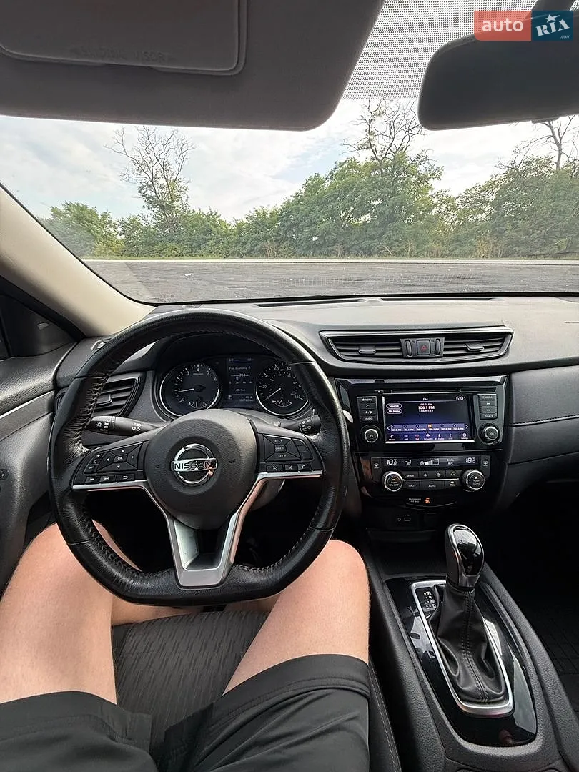 2017 Nissan Rogue - мініатюра 16