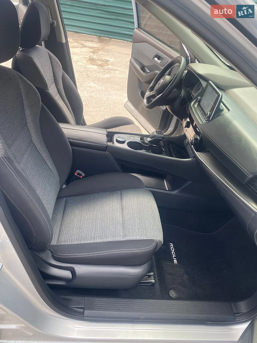 2021 Nissan Rogue - мініатюра 12