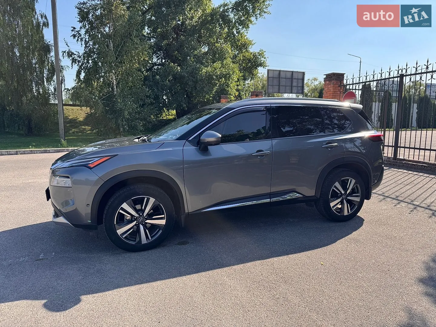 2022 Nissan Rogue - мініатюра 3