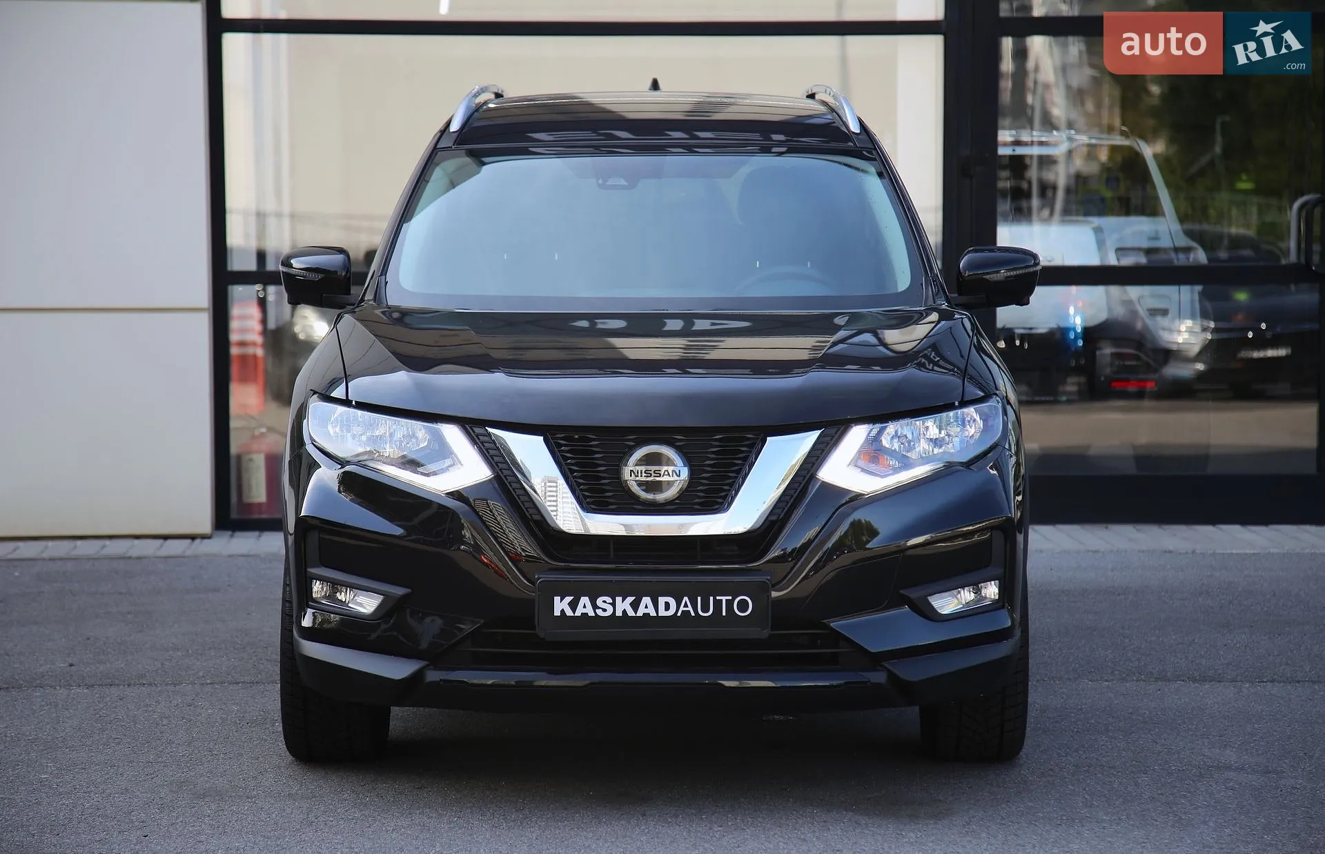 2019 Nissan Rogue - мініатюра 2