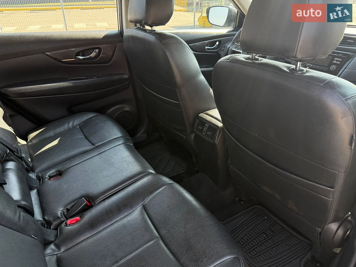 2017 Nissan Rogue - мініатюра 21