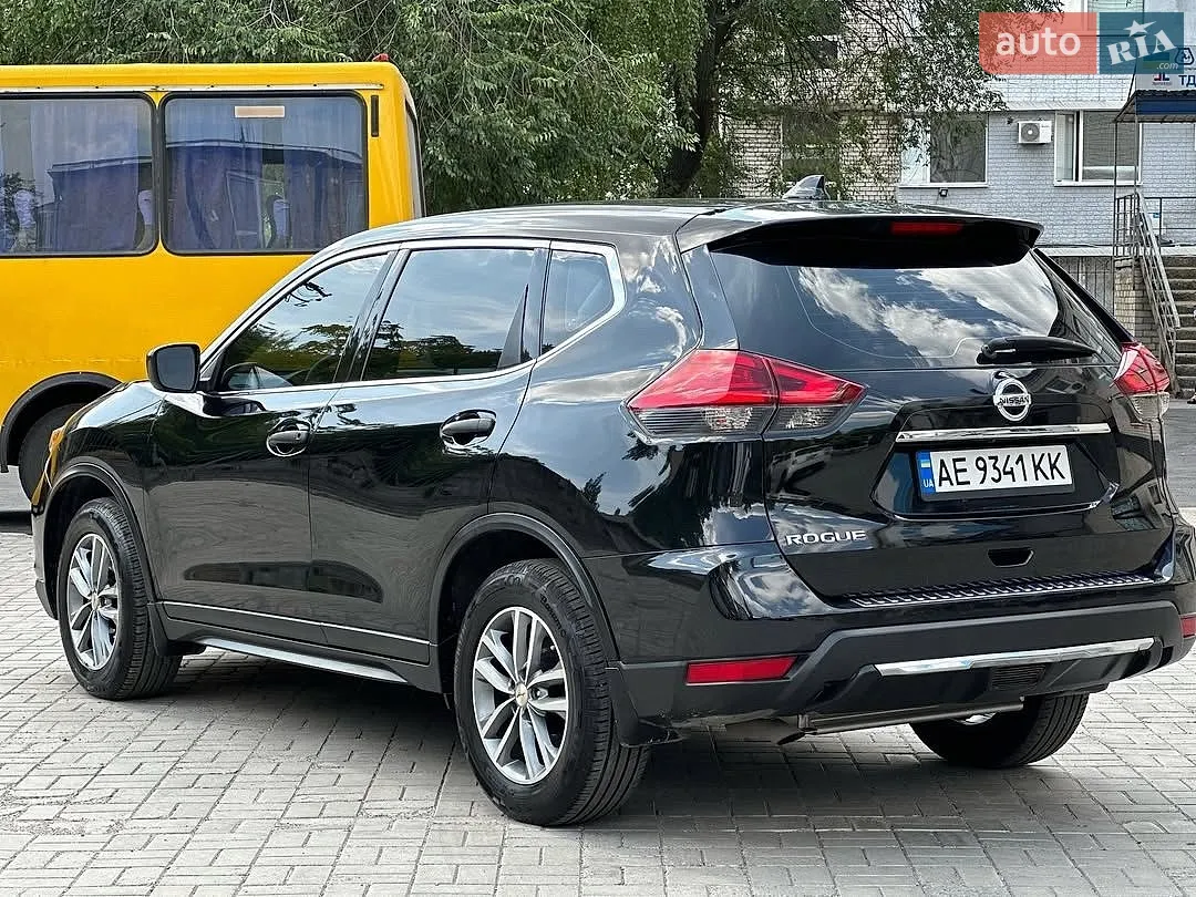 2017 Nissan Rogue - мініатюра 3