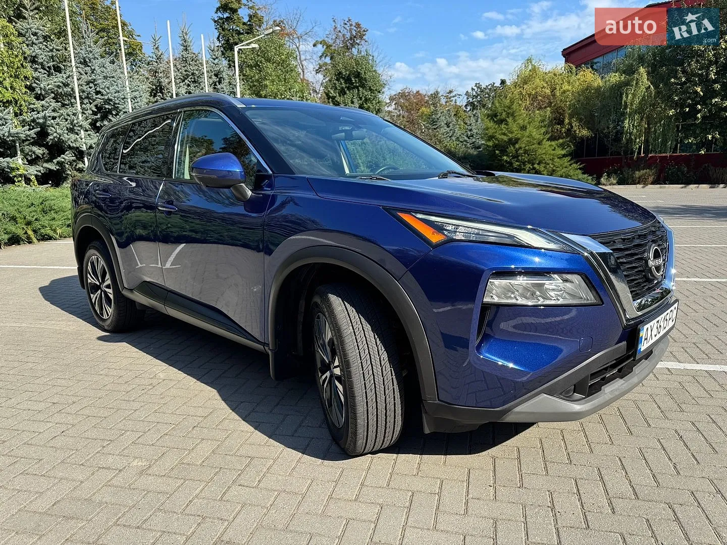2021 Nissan Rogue - мініатюра 4