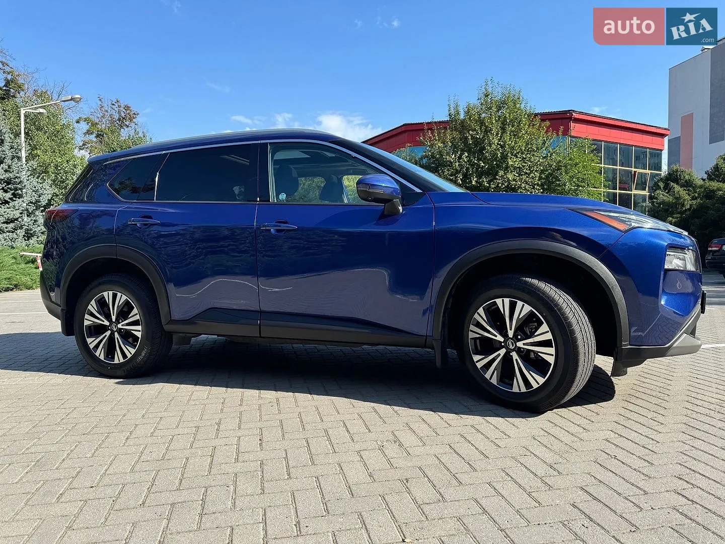 2021 Nissan Rogue - мініатюра 8