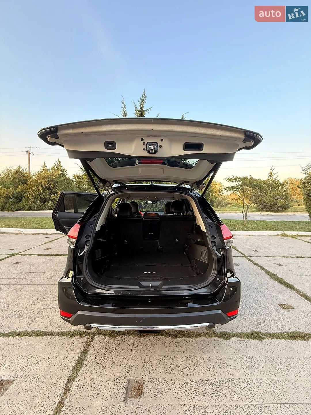 2017 Nissan Rogue - мініатюра 10