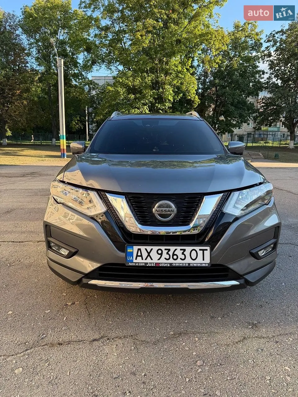 2019 Nissan Rogue - мініатюра 2