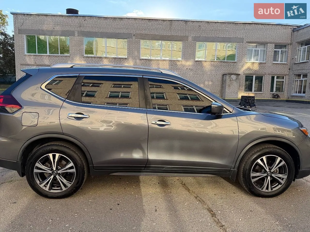 2019 Nissan Rogue - мініатюра 5