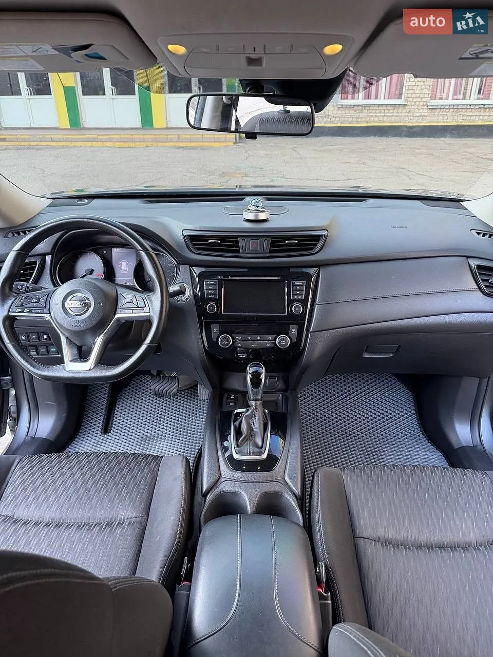2019 Nissan Rogue - мініатюра 10