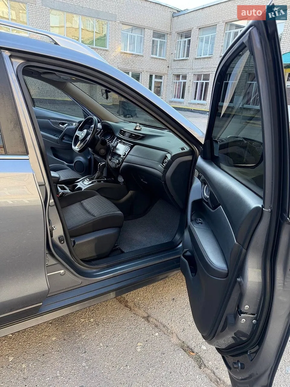 2019 Nissan Rogue - мініатюра 15