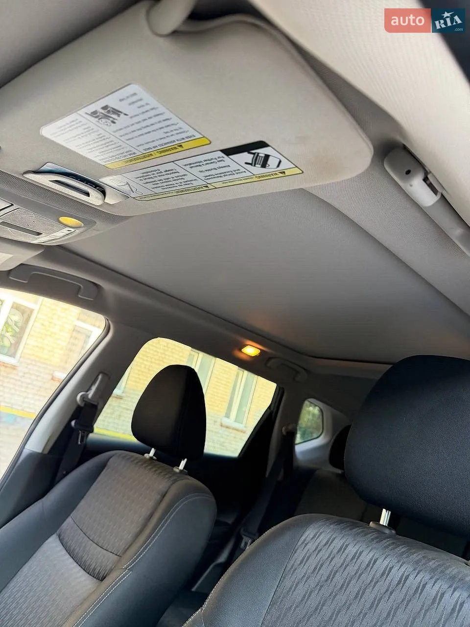 2019 Nissan Rogue - мініатюра 17