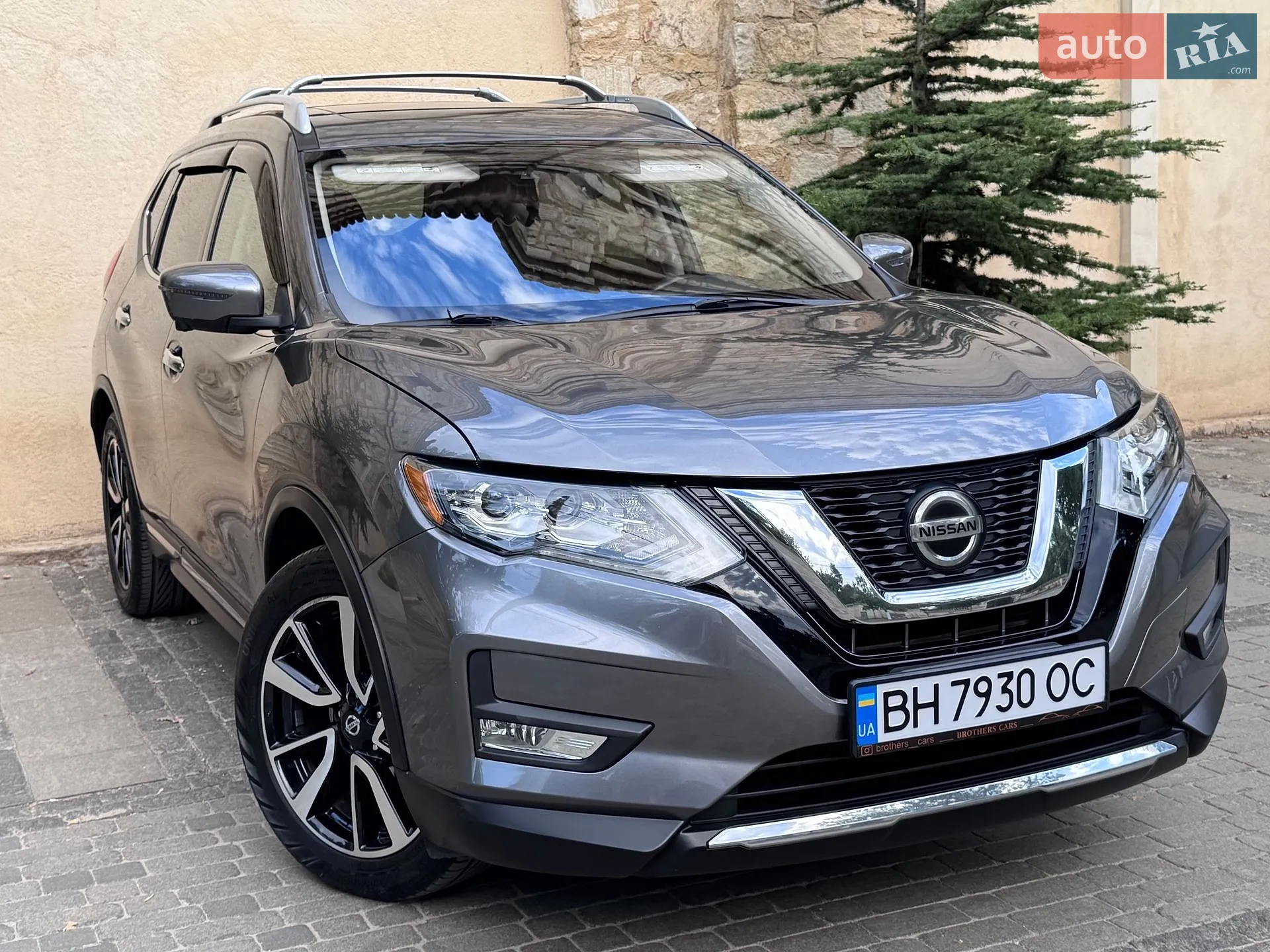 2019 Nissan Rogue - мініатюра 2