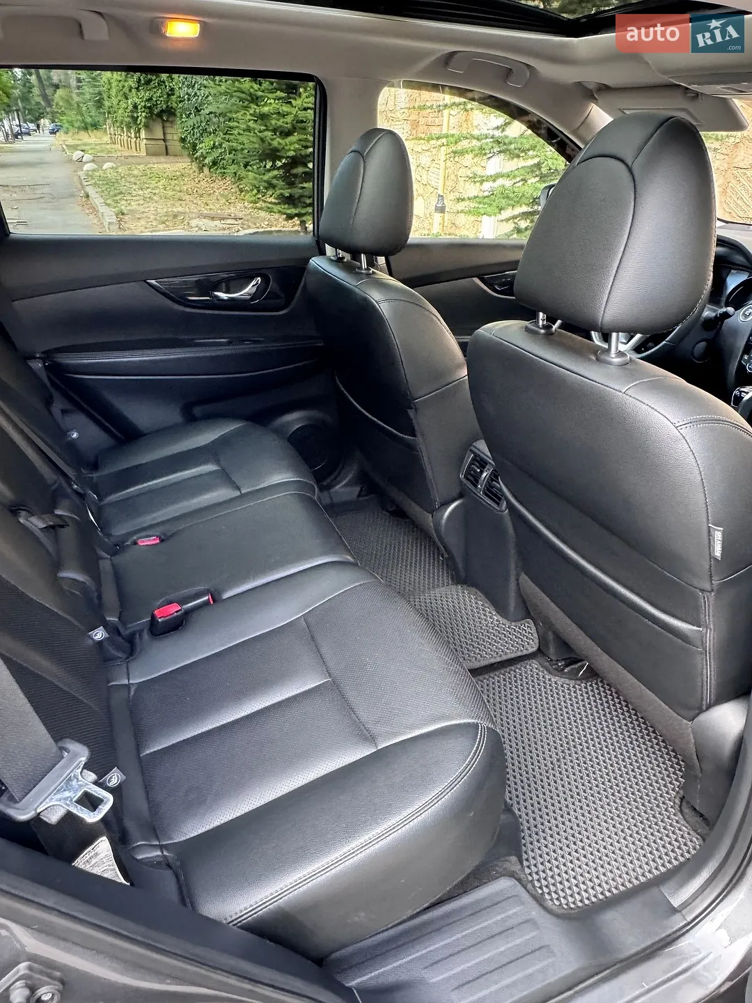 2019 Nissan Rogue - мініатюра 22
