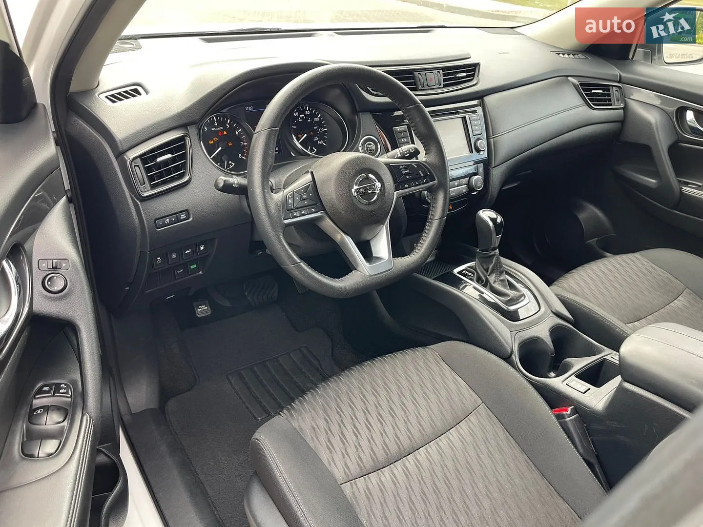 2020 Nissan Rogue - мініатюра 11