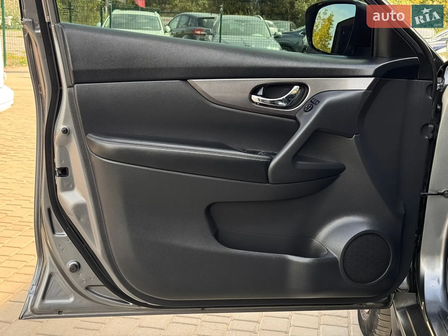 2015 Nissan Rogue - мініатюра 23