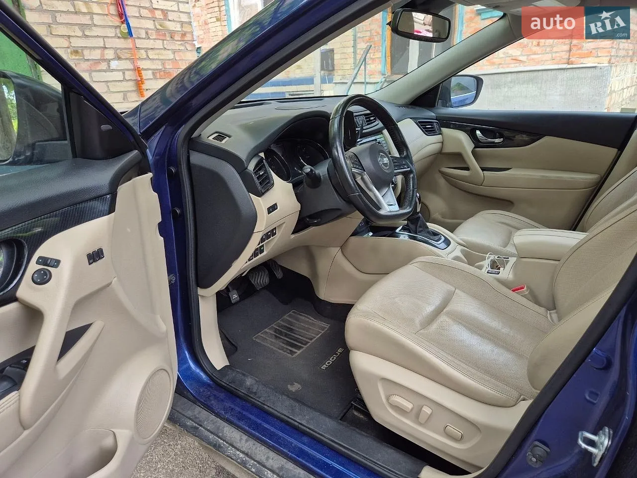 2018 Nissan Rogue - мініатюра 2