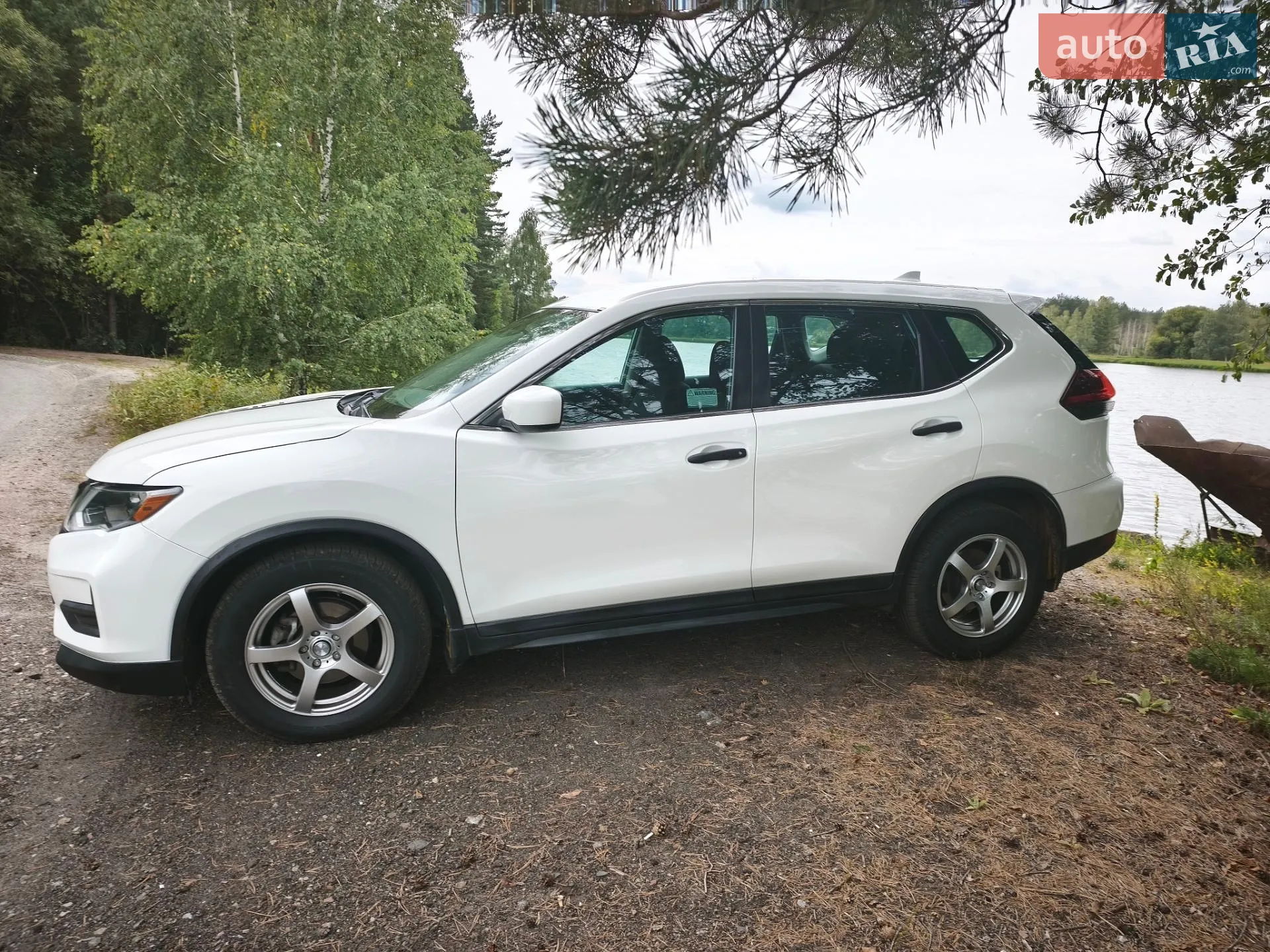2019 Nissan Rogue - мініатюра 11