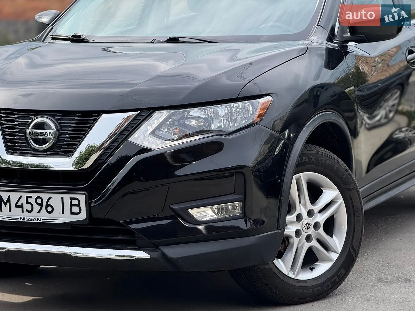 2018 Nissan Rogue - мініатюра 2