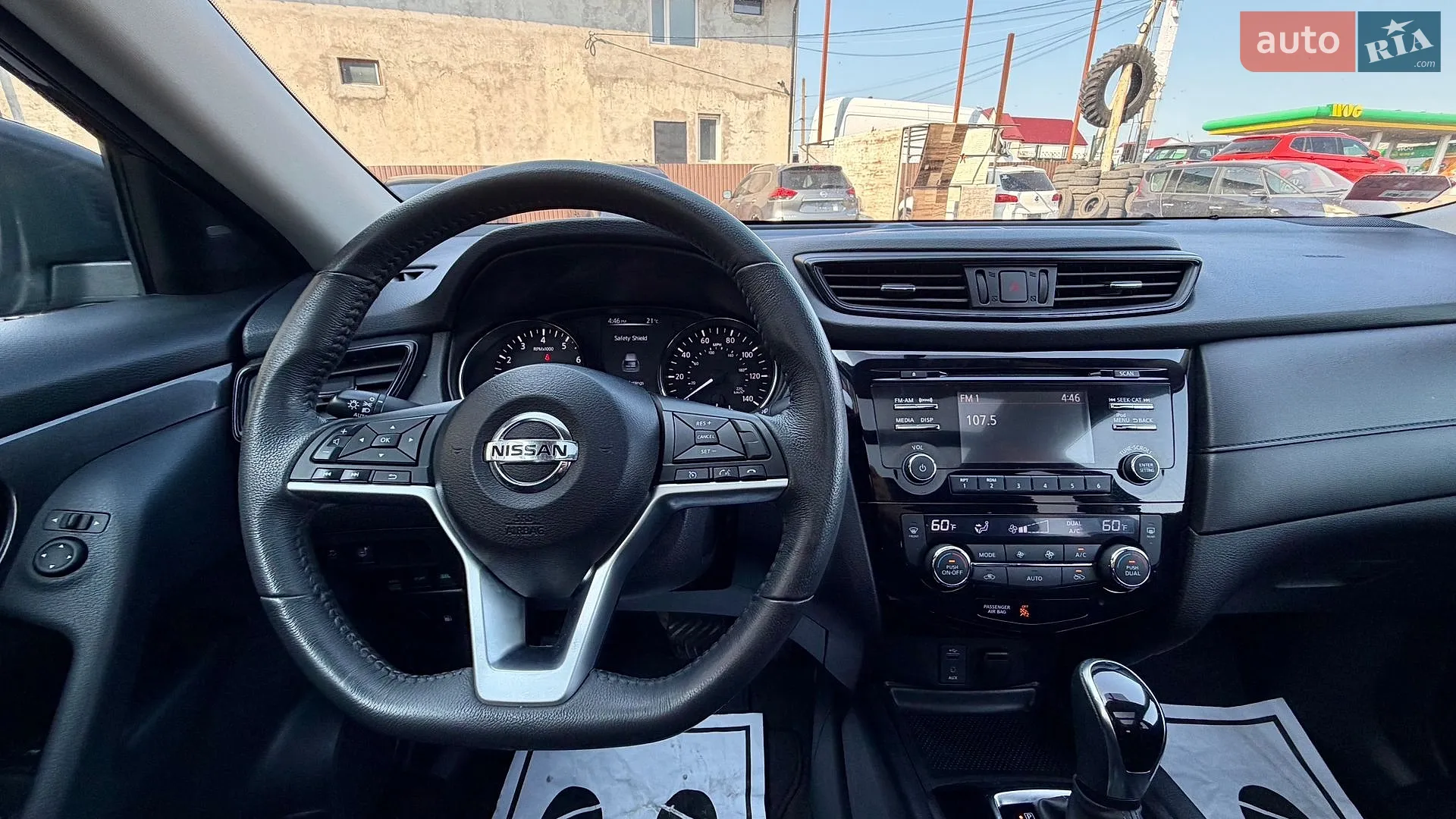 2017 Nissan Rogue - мініатюра 14