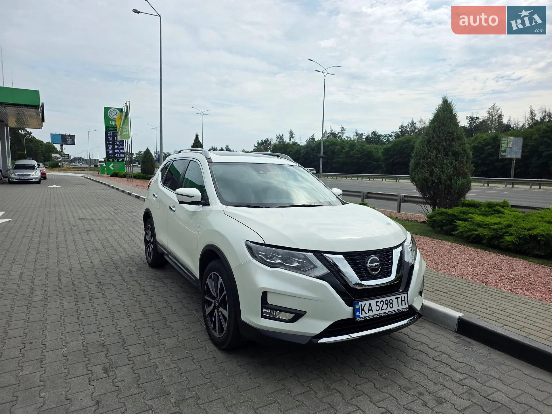 2019 Nissan Rogue - мініатюра 16
