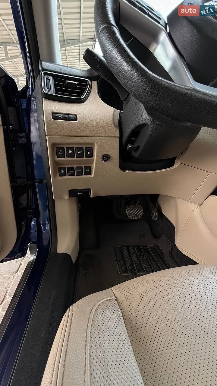 2019 Nissan Rogue - мініатюра 15