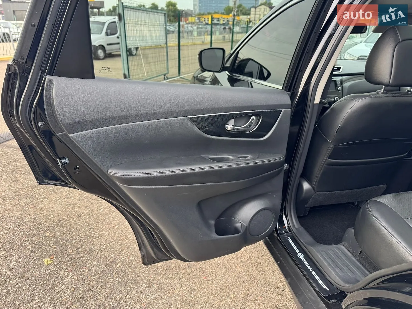 2016 Nissan Rogue - мініатюра 19