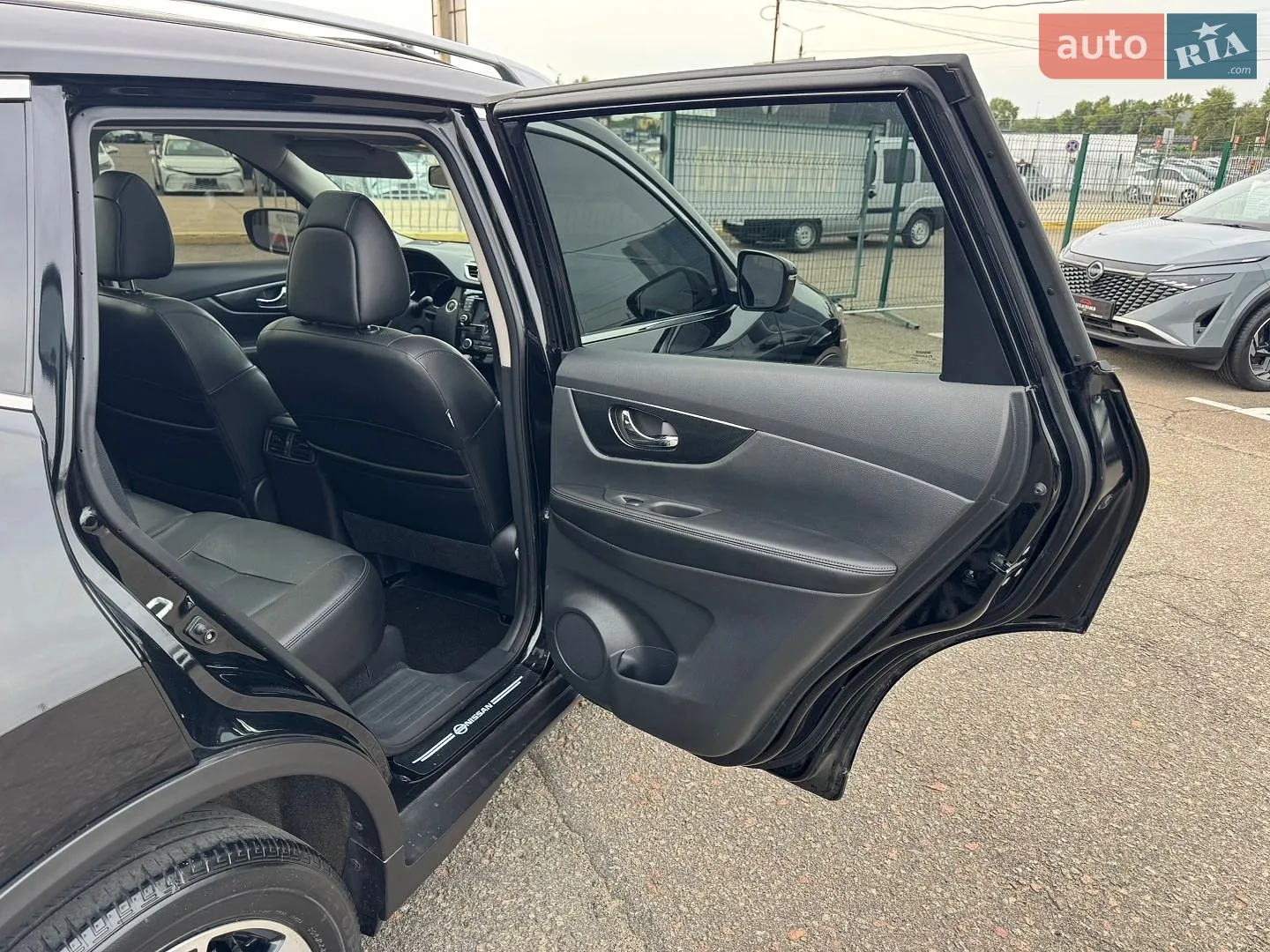 2016 Nissan Rogue - мініатюра 21