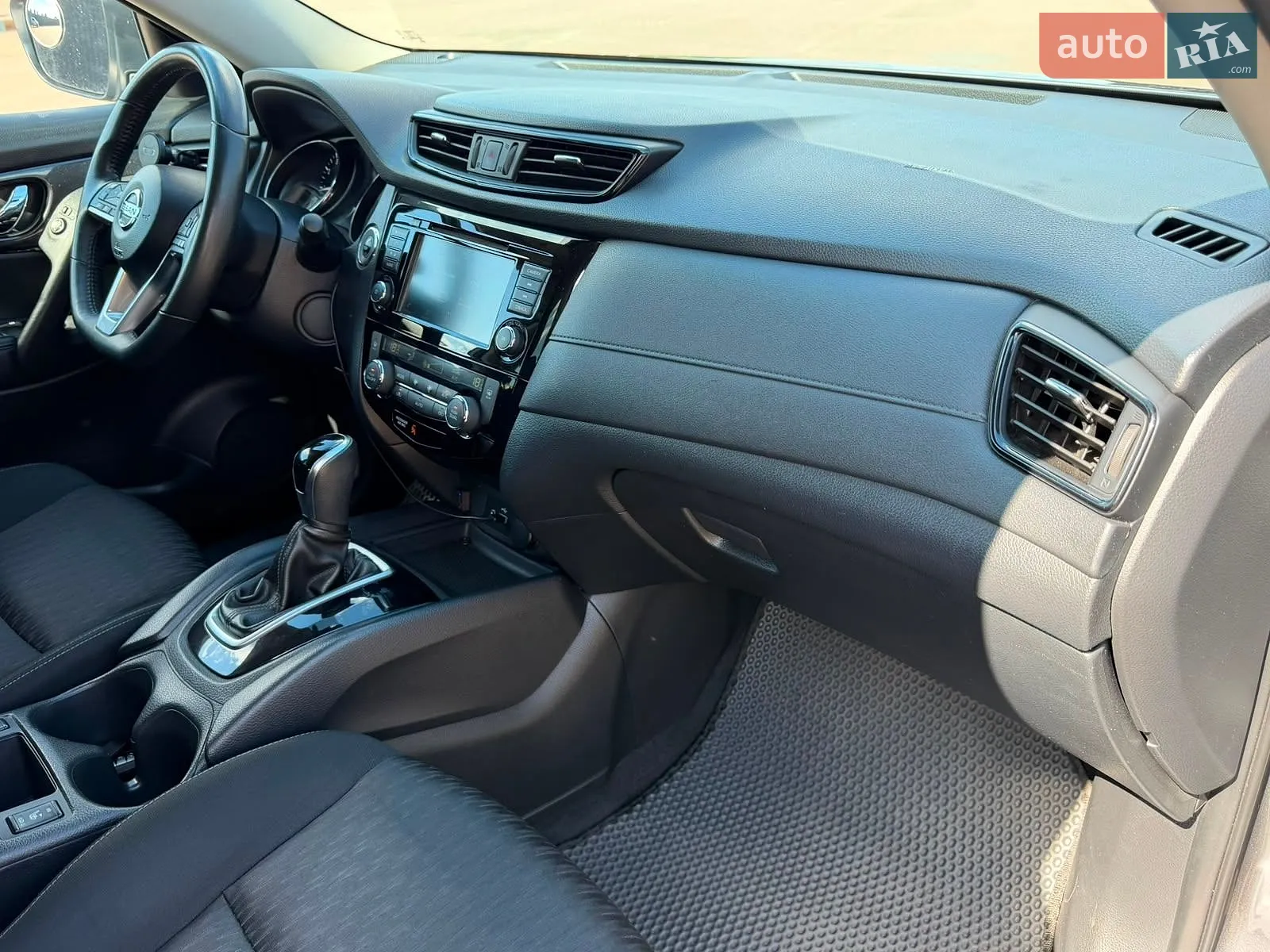 2018 Nissan Rogue - мініатюра 46