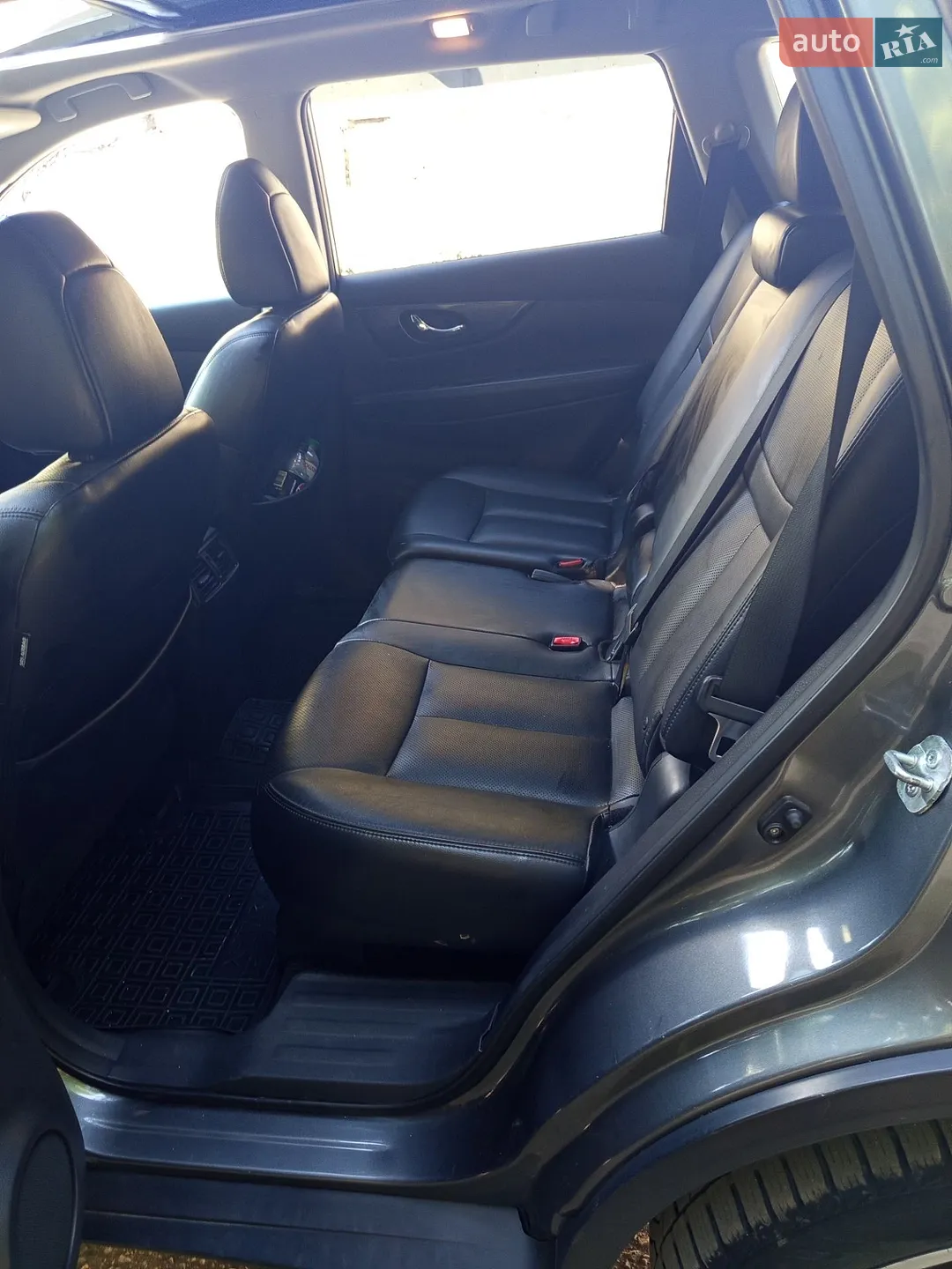2015 Nissan Rogue - мініатюра 13