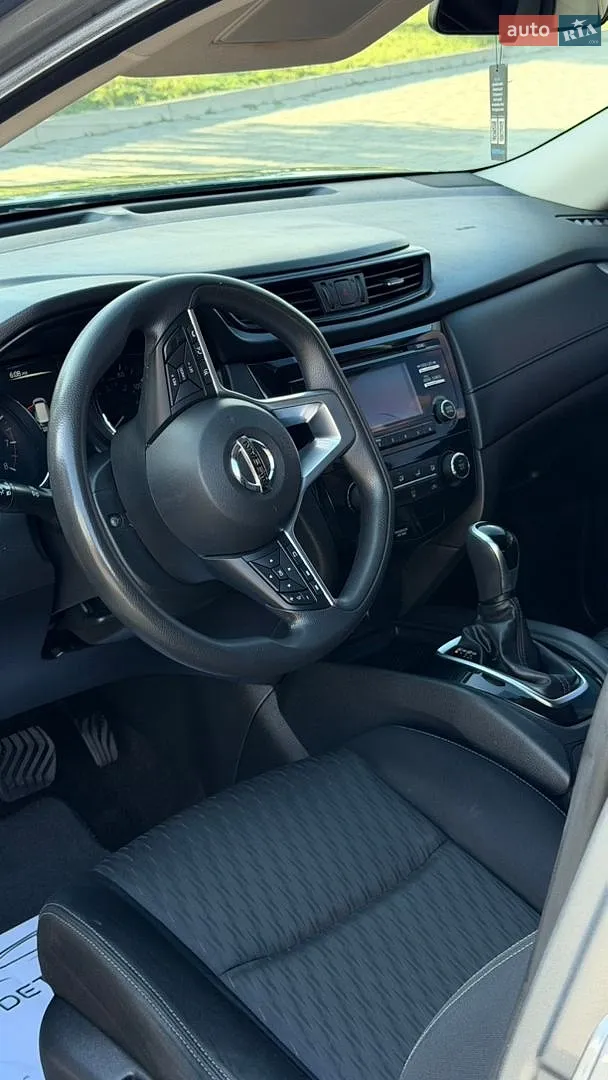 2016 Nissan Rogue - мініатюра 9