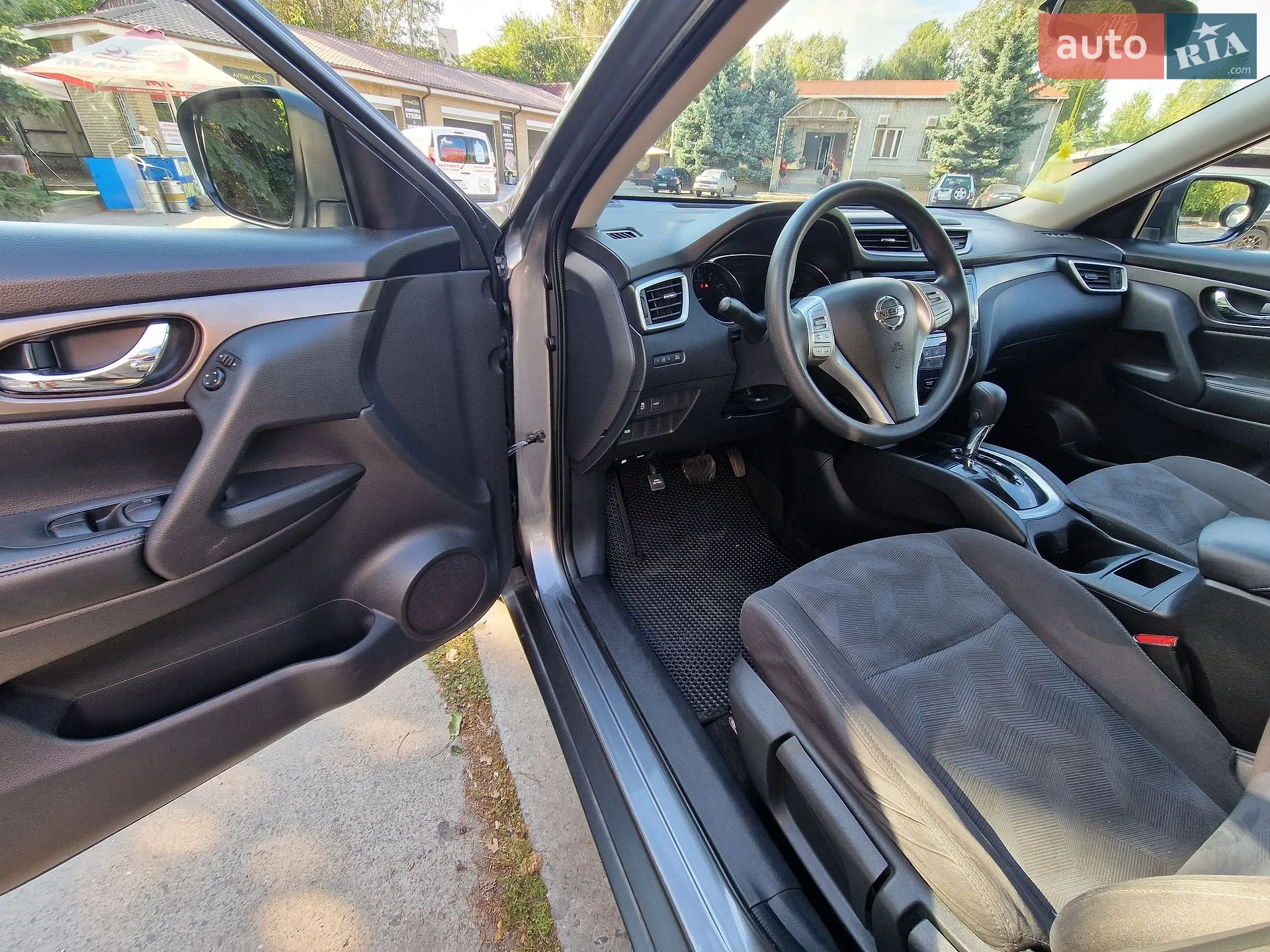2016 Nissan Rogue - мініатюра 12