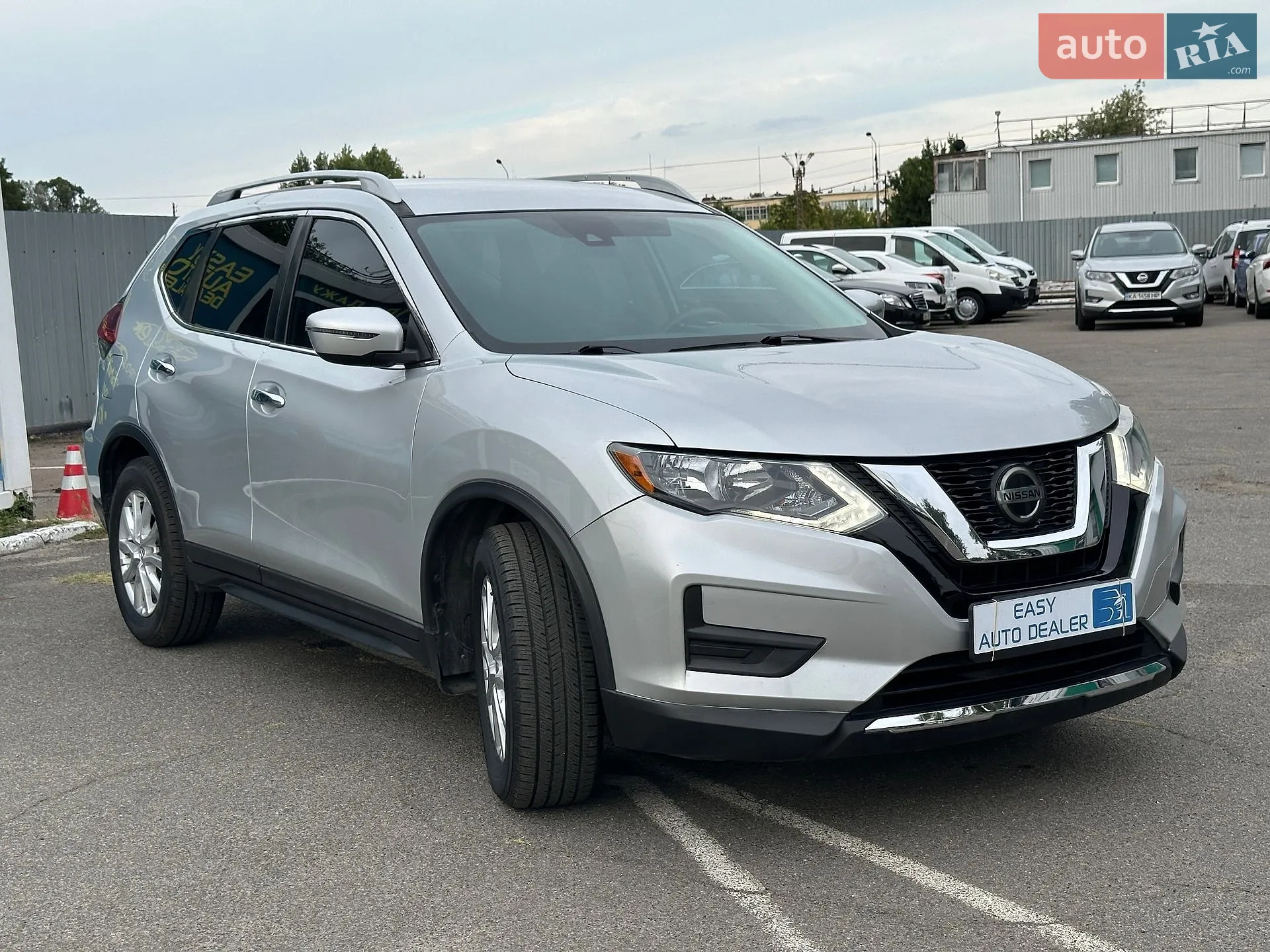 2019 Nissan Rogue - мініатюра 3