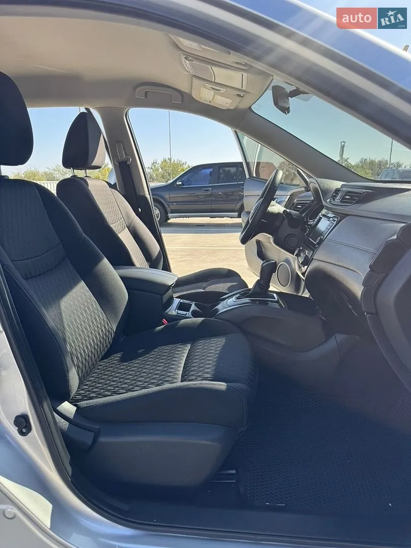 2019 Nissan Rogue - мініатюра 14