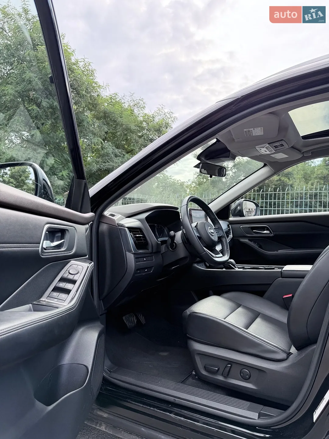 2021 Nissan Rogue - мініатюра 26