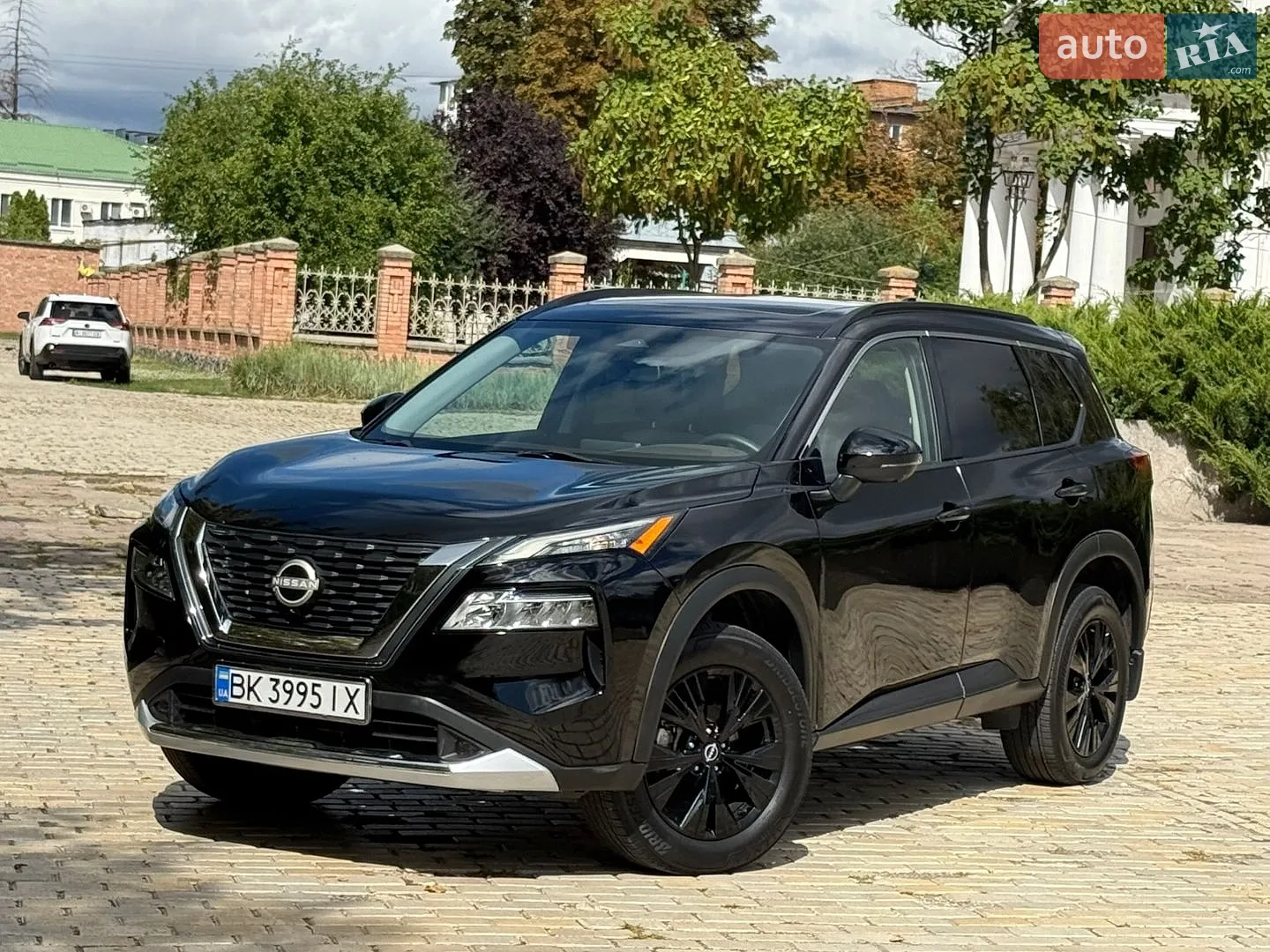 2023 Nissan Rogue - мініатюра 2