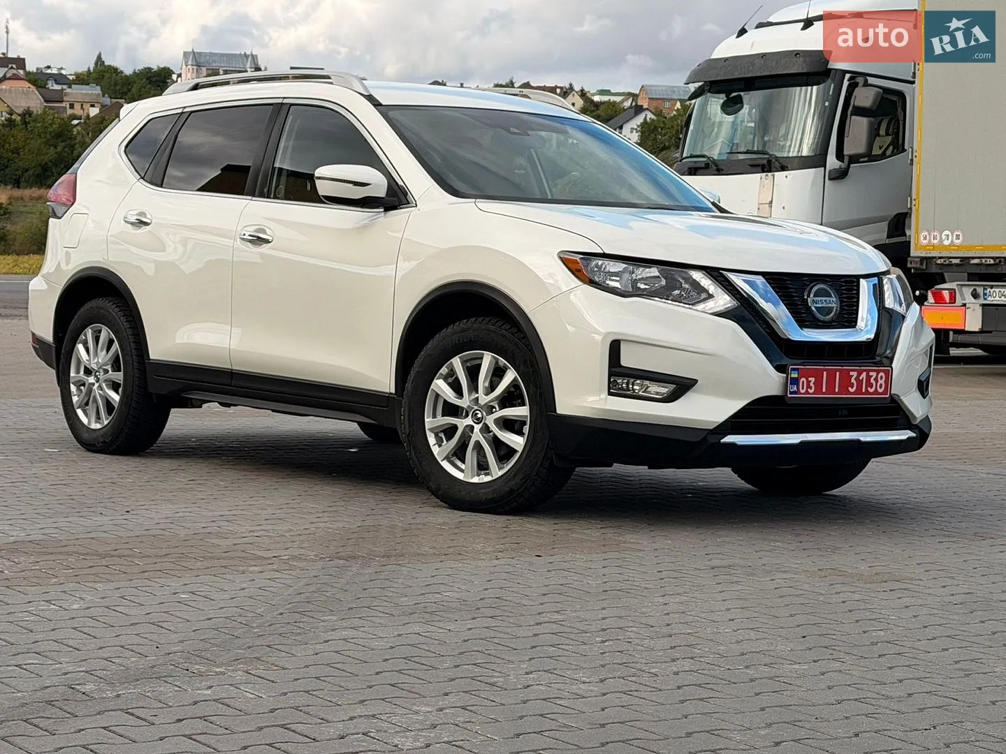 2018 Nissan Rogue - мініатюра 2