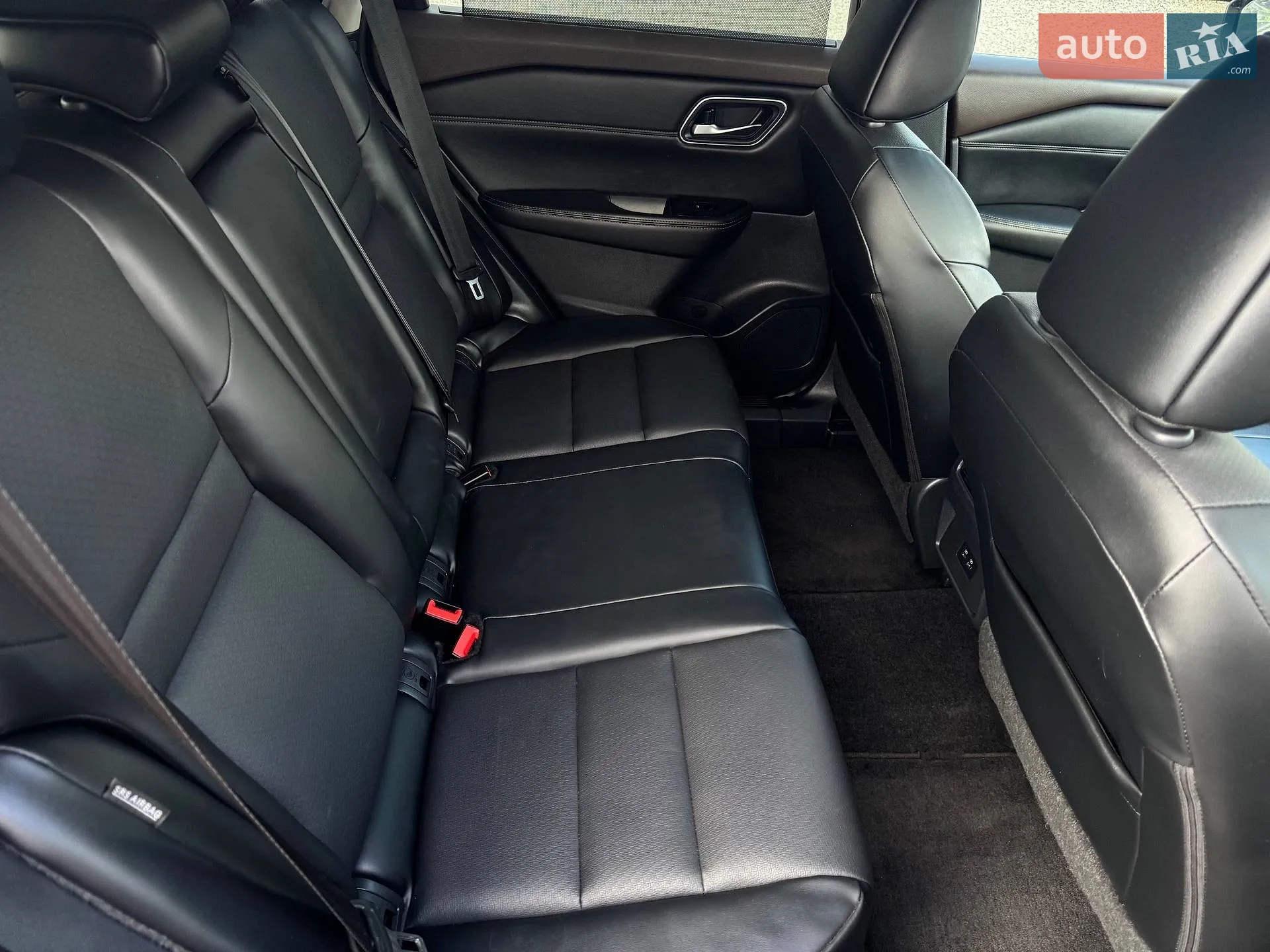 2021 Nissan Rogue - мініатюра 21